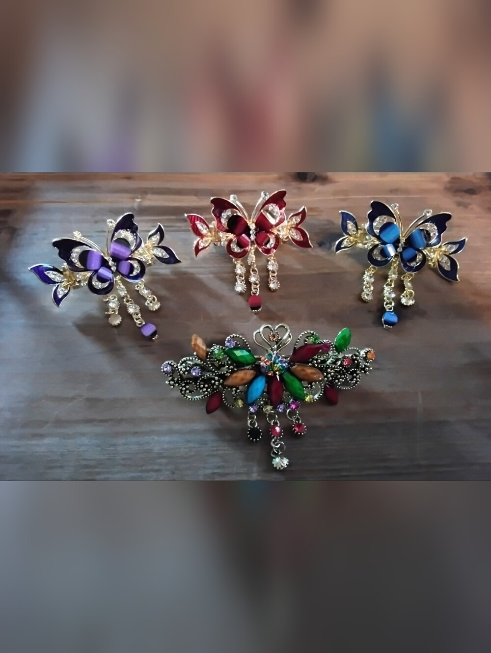 Multicolor Butterfly Brooch Set - Elegant Womenโs Jewelry
